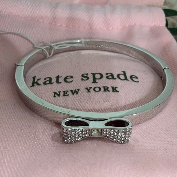 NWT Kate Spade Ready Set Bow Pave Bangle - Picture 2 of 5